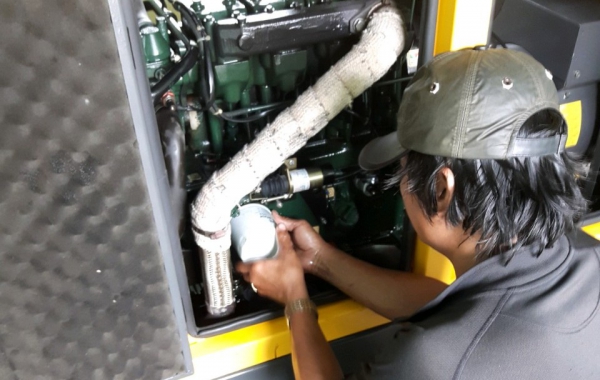 Bảo dưỡng, sửa chữa và ứng cứu đột xuất 124 máy phát điện VNPT Tiền Giang năm 2018