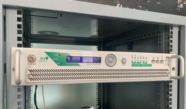 Di dời cột phát sóng cao 45m - Đài truyền thanh huyện Tân Thạnh, Long An