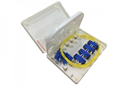 Hộp Phối Quang ODF nhựa 4FO ( SC/UPC, đủ phụ kiện)