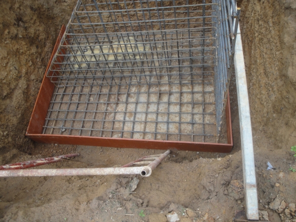 Xây lắp CSHT trụ anten dây co 42m - BCHQS huyện Bình Chánh