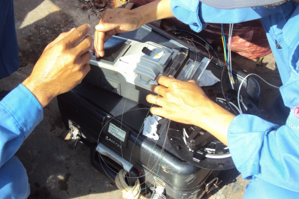 Xây dựng, bổ sung các tuyến cáp quang ODN Trung Tâm Viễn Thông Hoà Thành, Châu Thành, Dương Minh Châu, Tân Châu và Bến Cầu Thuộc Viễn Thông Tây Ninh năm 2014 - 2015