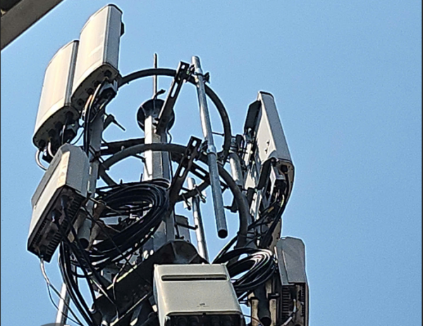 Gia cố trụ anten lắp đặt anten 5G trạm BTS TDU199M, TDU149M, Q02890MGia cố trụ anten lắp đặt anten 5G trạm BTS TDU199M, TDU149M, Q02890M